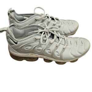 Nike Air VaporMax Plus Mens Size 10 Gray Silver Sneakers Retro Futuristic Street
